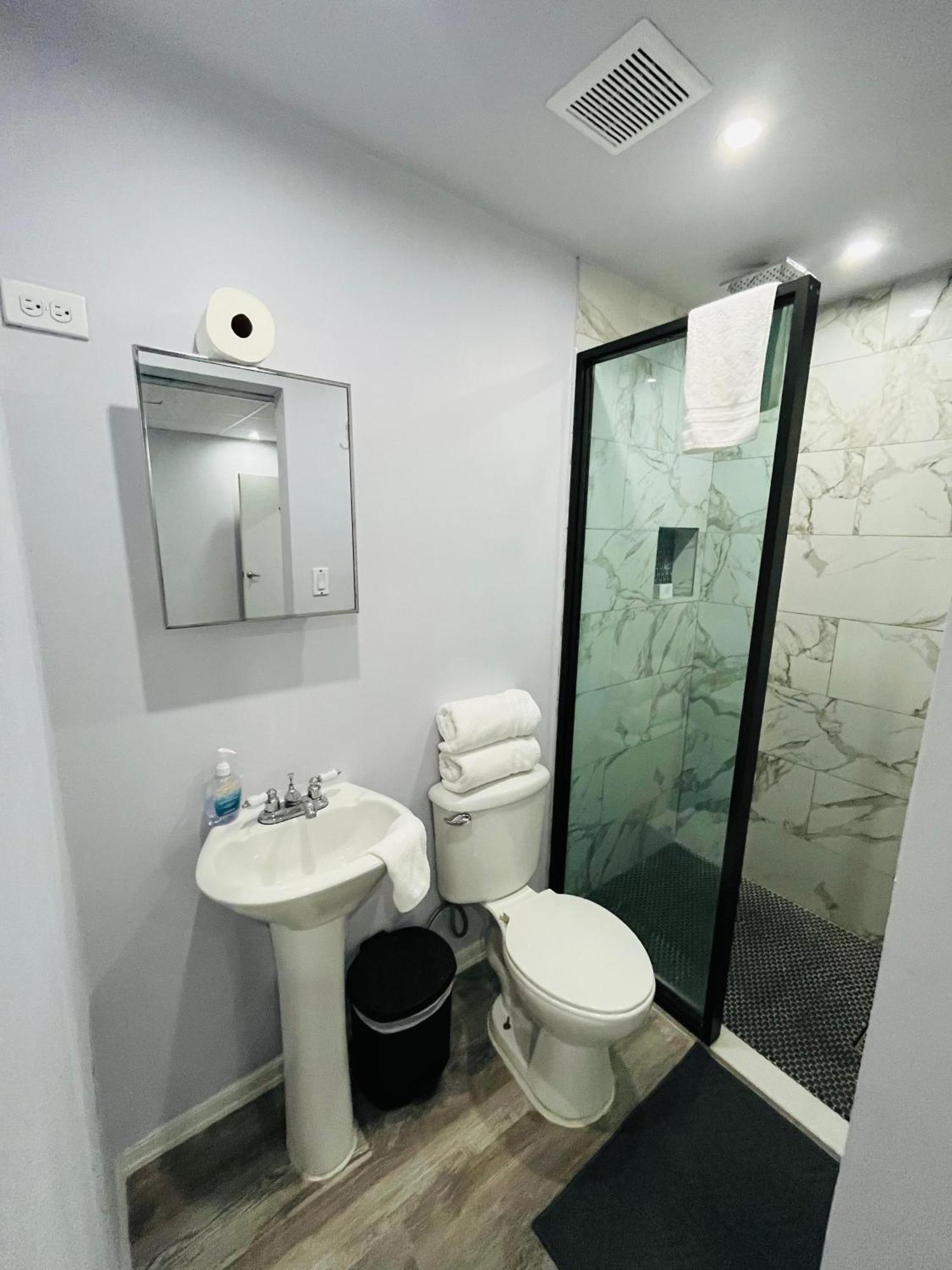 Hotel Libertad Lares エクステリア 写真