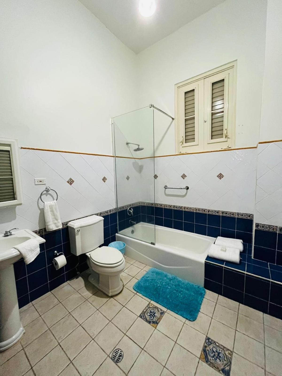 Hotel Libertad Lares エクステリア 写真