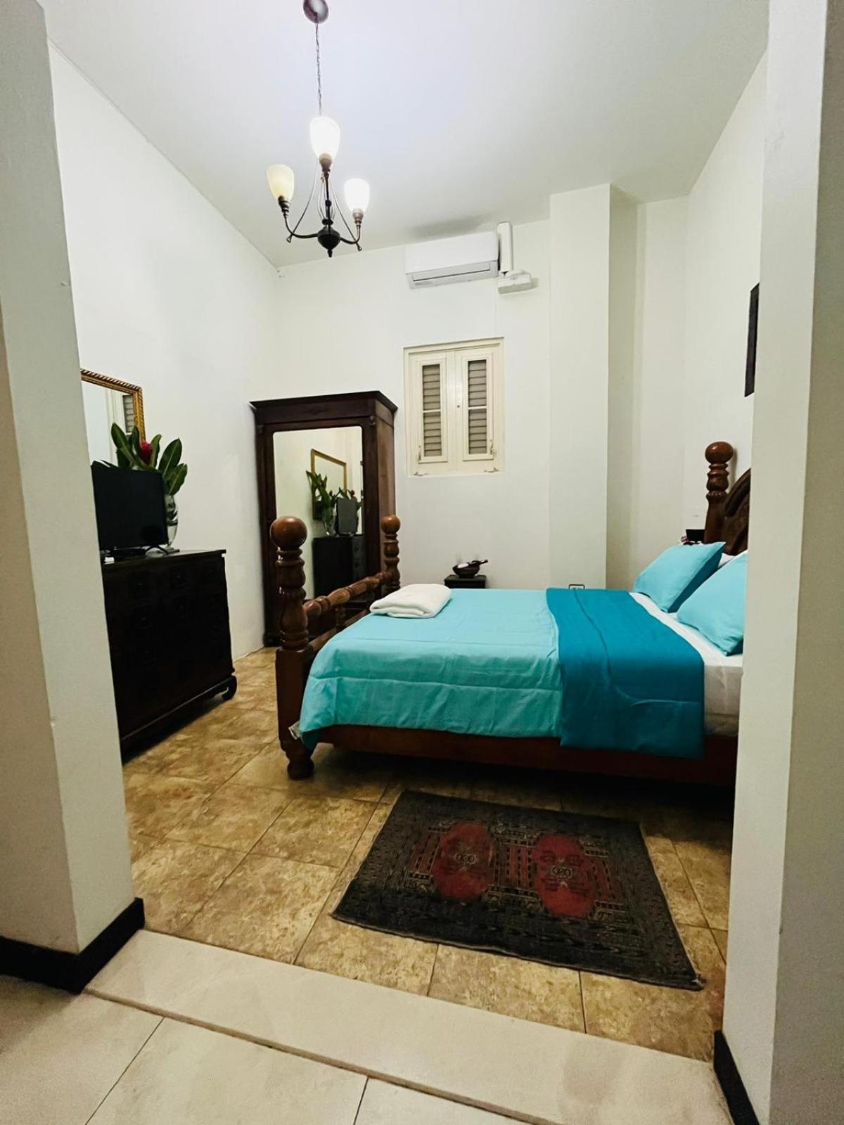 Hotel Libertad Lares エクステリア 写真